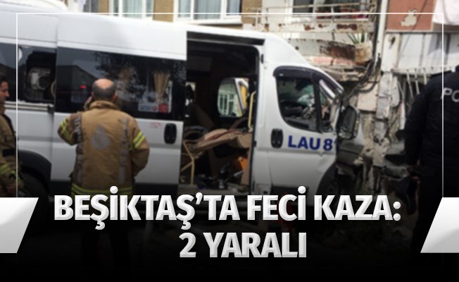 Freni patlayan minibüs apartmana girdi