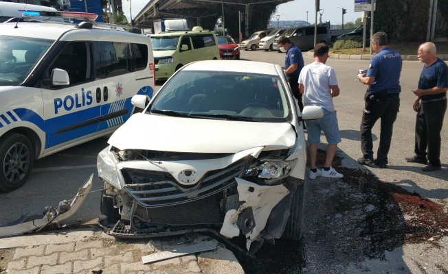Samsun’da kavşakta kaza: 2 yaralı