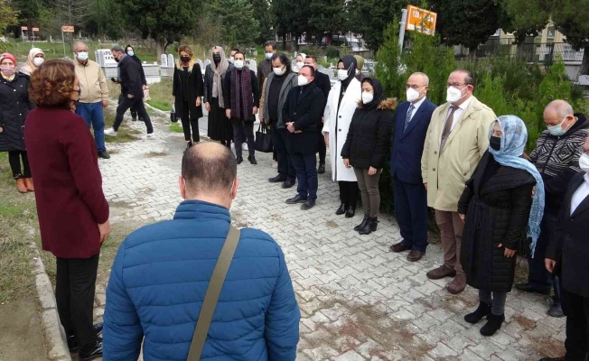 6 yıl önce öldürülen Doktor Aynur Dağdemir mezarı başında anıldı