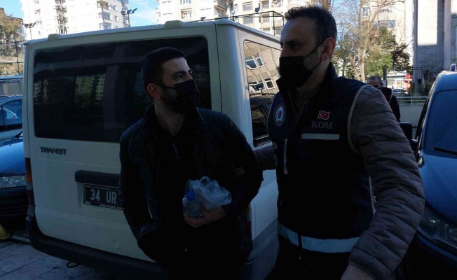 Samsun’da görevinden ihraç edilen zabıt katibi FETÖ’den gözaltına alındı