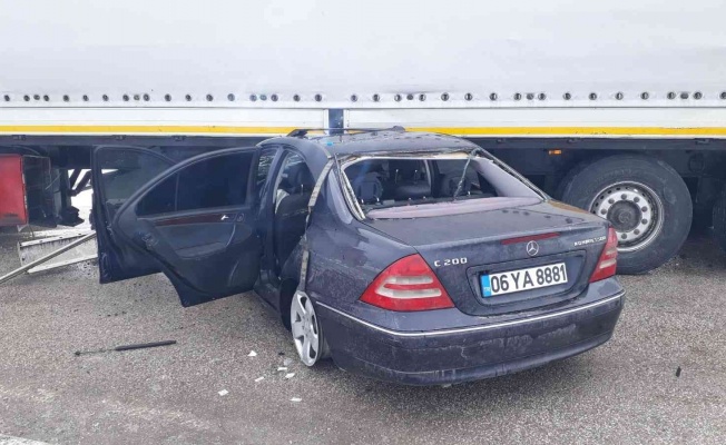 Samsun’da otomobil tırla çarpıştı: 5 yaralı