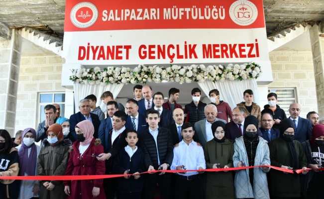 Salıpazarı Diyanet Gençlik Merkezi açıldı