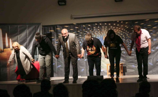 Canik’te ’madde bağımlılığı’ konulu tiyatro