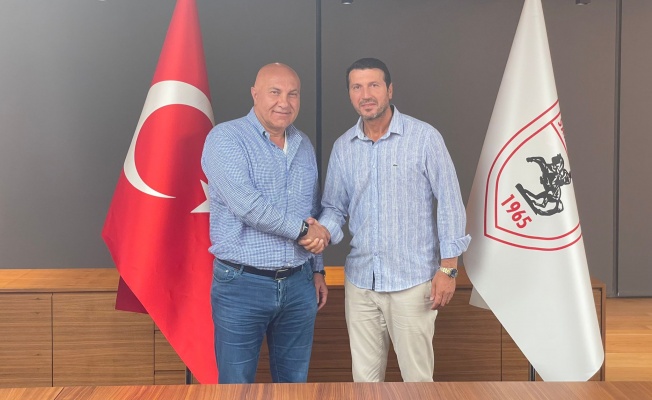 Samsunspor'da teknik direktör krizi son buldu..