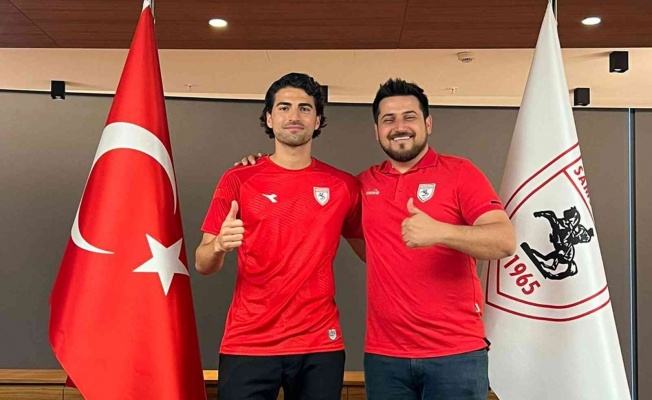 Ahmet Sagat’tan Samsunspor’a 3 yıllık imza