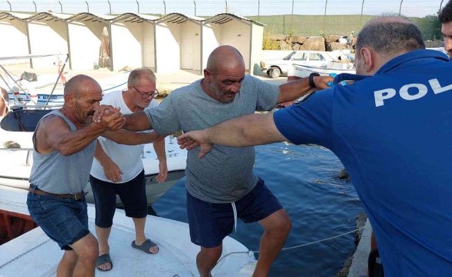 Samsun’da tekneden denize düşen balıkçı kurtarıldı
