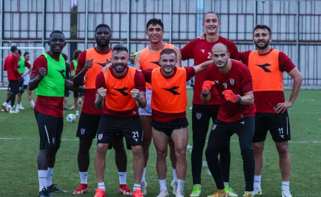 Samsunspor’da 30 futbolcunun lisansı çıkarıldı