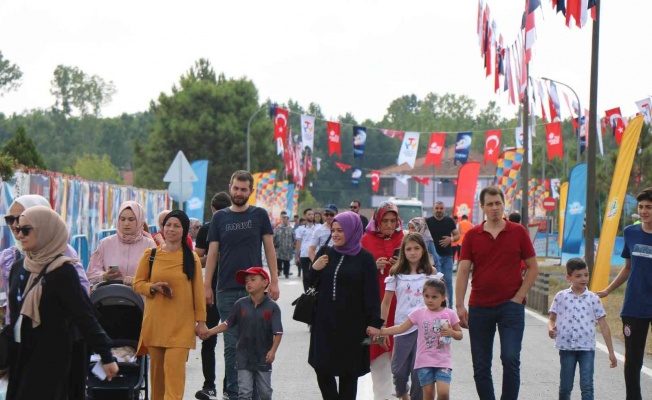 TEKNOFEST’in ikinci gününde de yoğun kalabalık