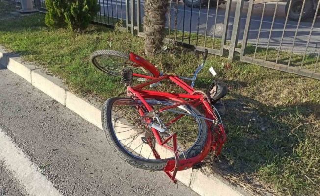 Yaya geçidinden geçerken otomobilin çarptığı bisikletli yaralandı