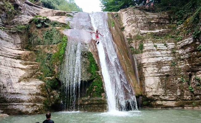 Dağların arasındaki saklı cennette yürekler ağza geldi