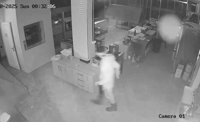 Bir ilçe bu kişinin peşinde