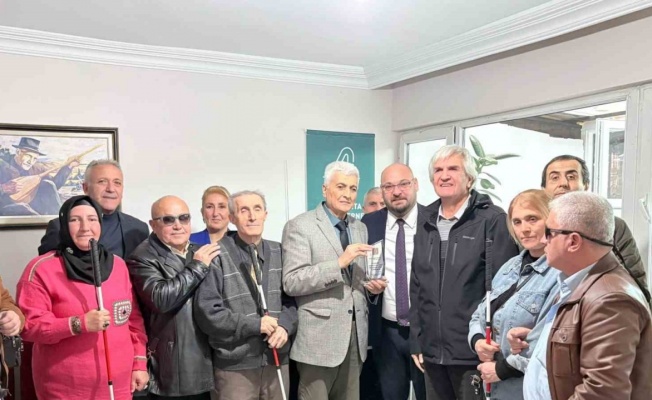 Atakum’dan görme engellilere ‘beyaz baston’ desteği