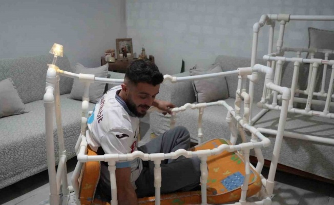 Tesisatçıdan borudan beşik: İçine girip test etti, viral oldu