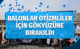 Balonlar Otizmliler İçin Gökyüzüne Bırakıldı