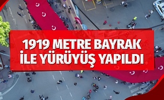 1919 metre Türk bayrağı ile yürüyüş