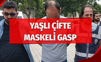 Yaşlı çifte maskeli gasp