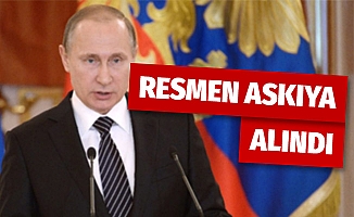 Rusya Devlet Başkanı Putin INF'yi askıya alan yasayı imzaladı