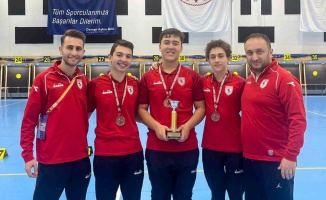 Samsunspor sporcusu okçulukta Türkiye rekoru kırdı