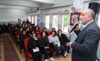 Başkan Sandıkçı: "Gençlerimizin her daim yanındayız"