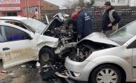 Samsun’da üç aracın karıştığı kaza: 6 yaralı